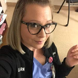 Meet your Posher, Elizabeth